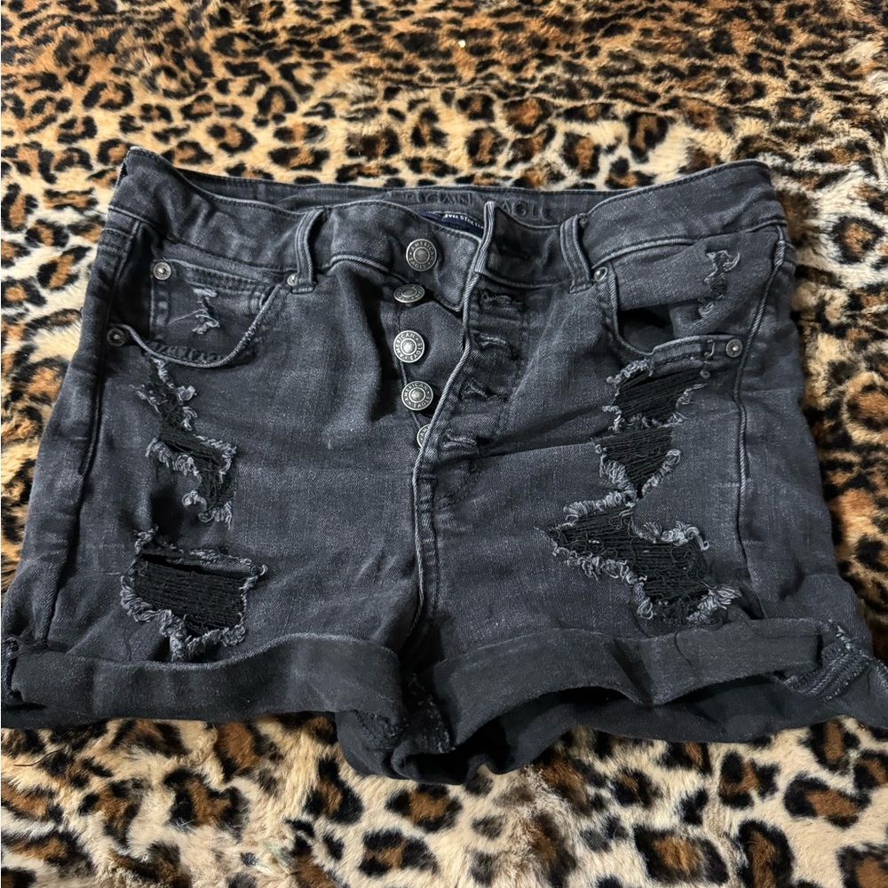 Distressed shorts